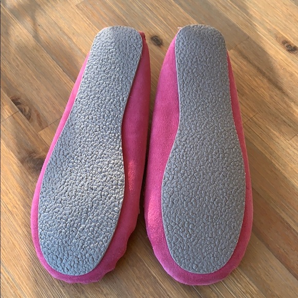Minnetonka pink fur lined flats - Picture 3 of 6